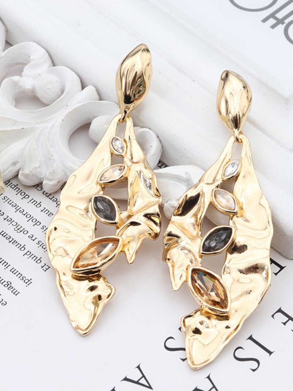 Alexis Bittar Leaf Openwork Stud Earrings - Picture 5 of 5